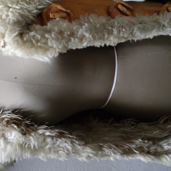 1970s Turkish sheepskin shearling coat. - Picture 3 of 6